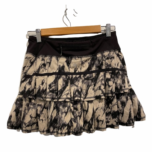 lululemon Pace Setter Running /Tennis Skirt 4 - Picture 4 of 11
